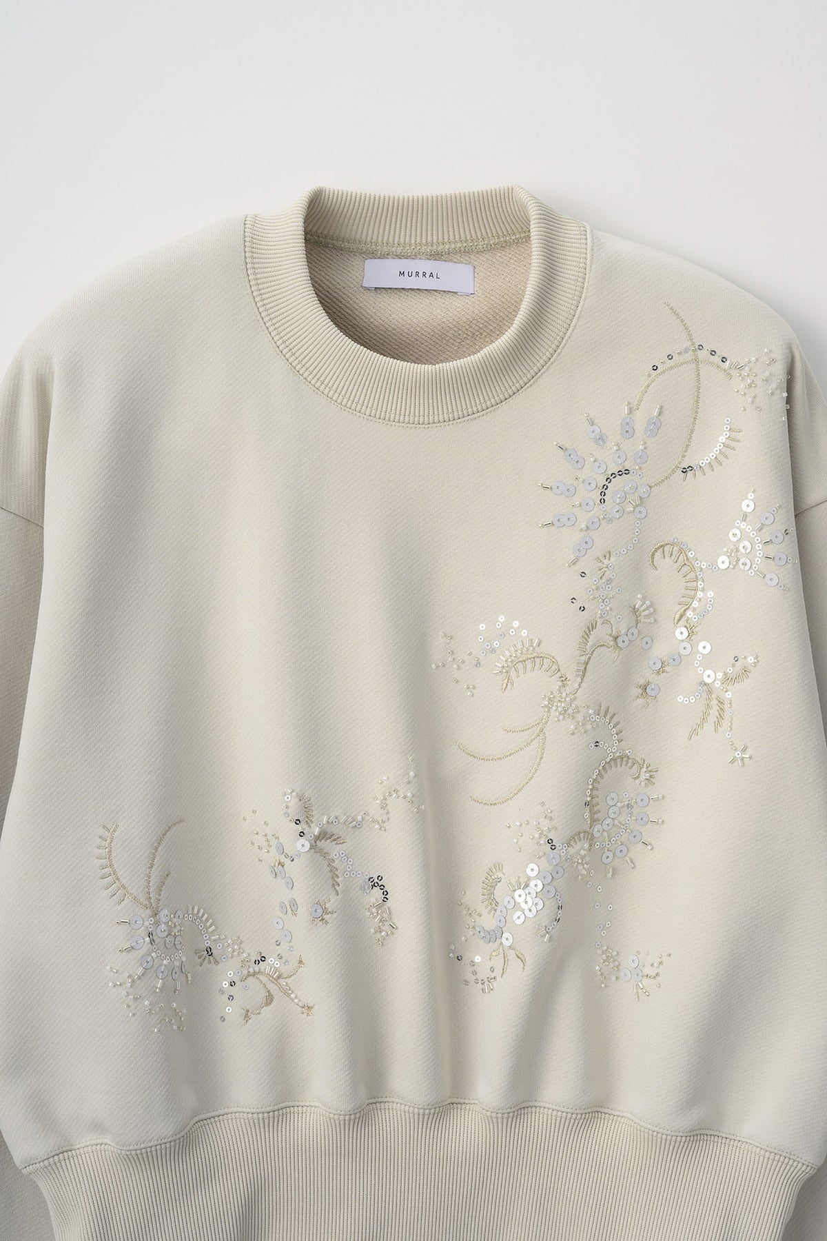 Glint beads embroidered sweatshirt (Ivory)