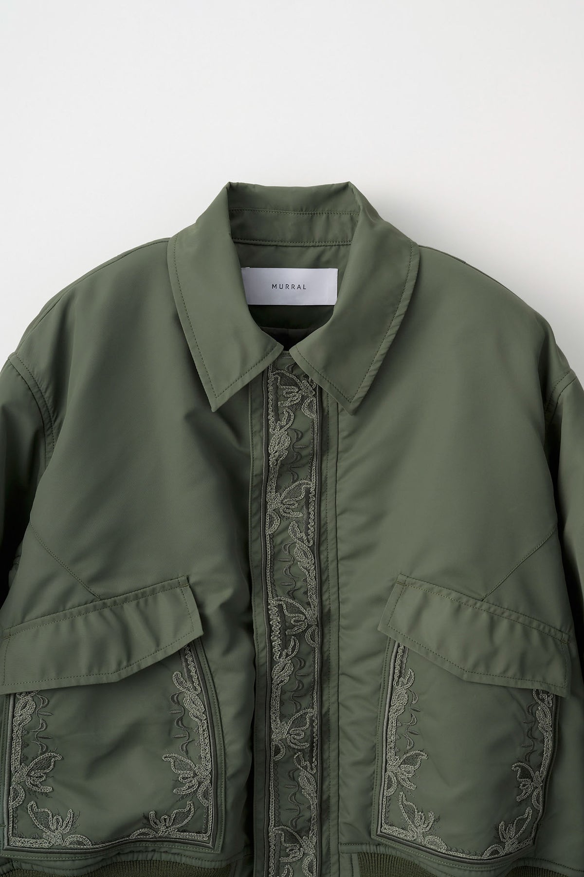 Framed embroidery flight jacket (Green)