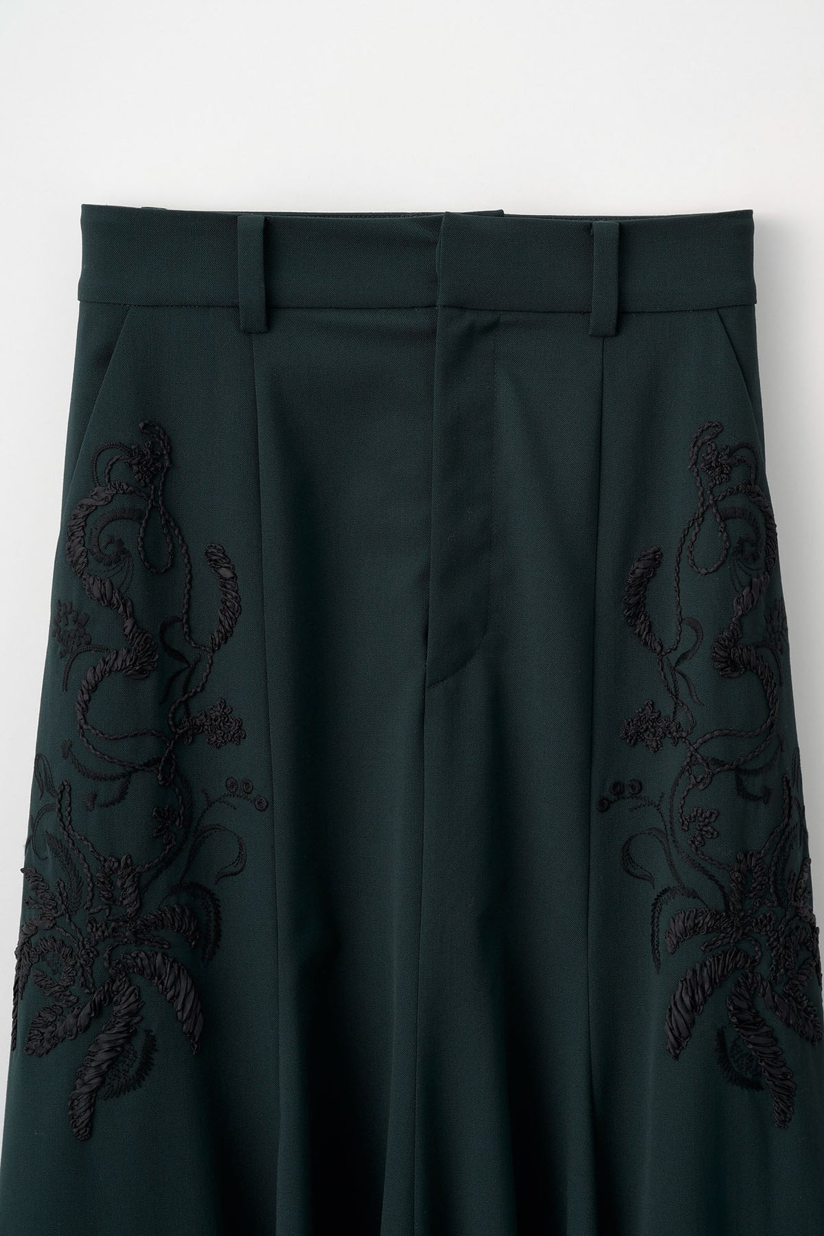 Ribbon embroidered skirt (Dark green)