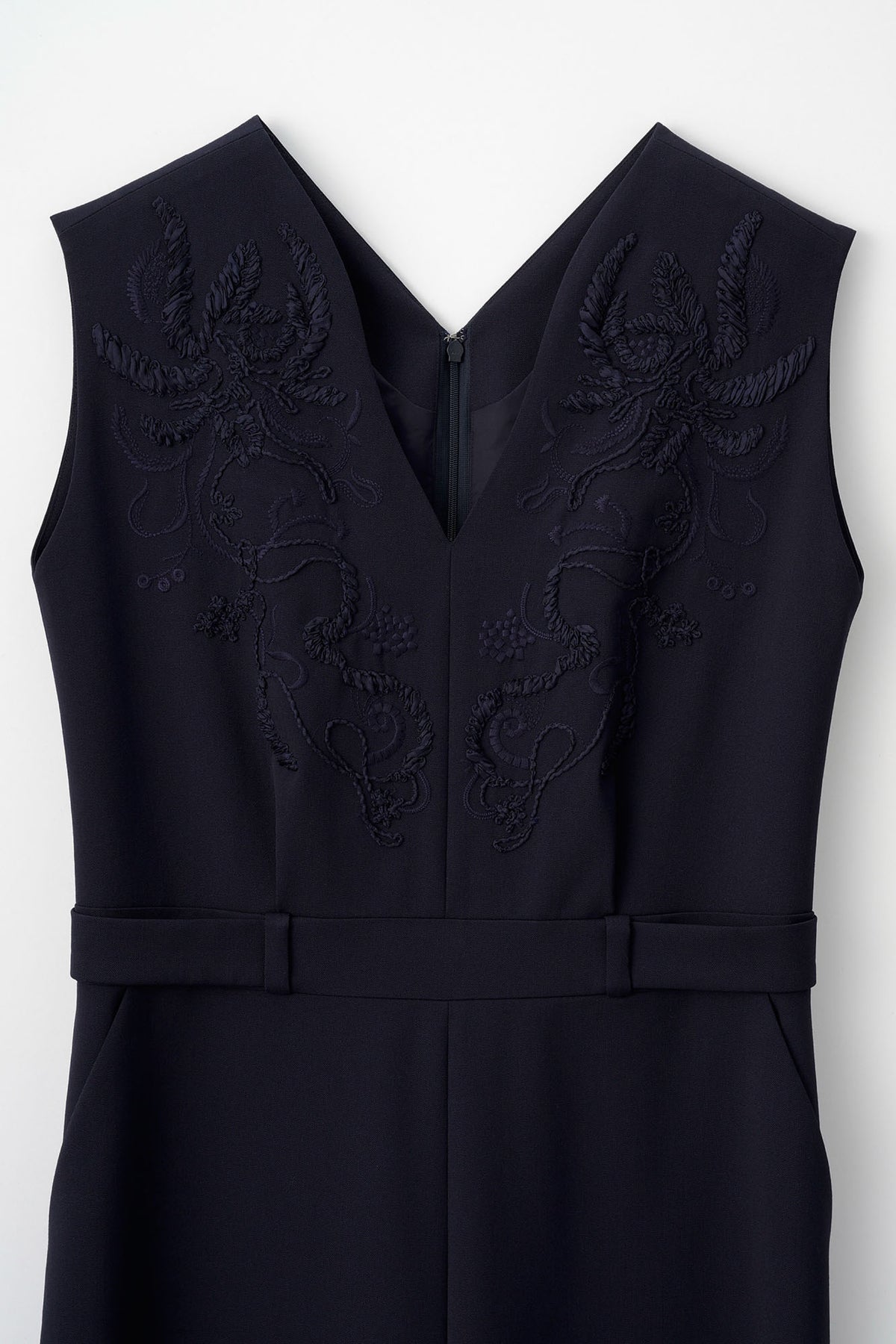 Ribbon embroidered jumpsuit (Navy)