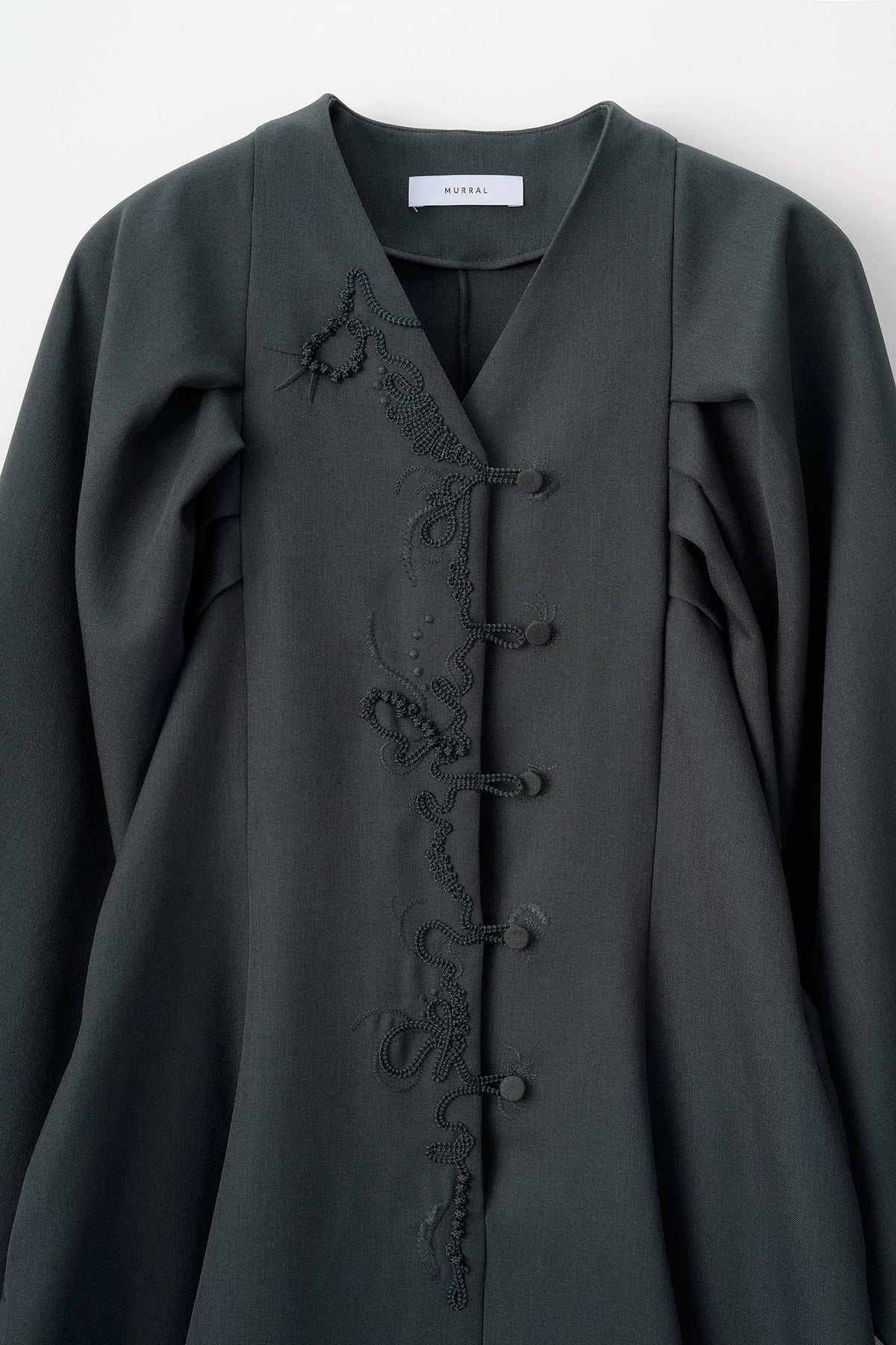 Quiet embroidered dress (Gray)