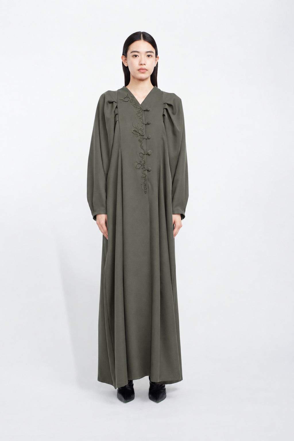 Quiet embroidered dress (Khaki)