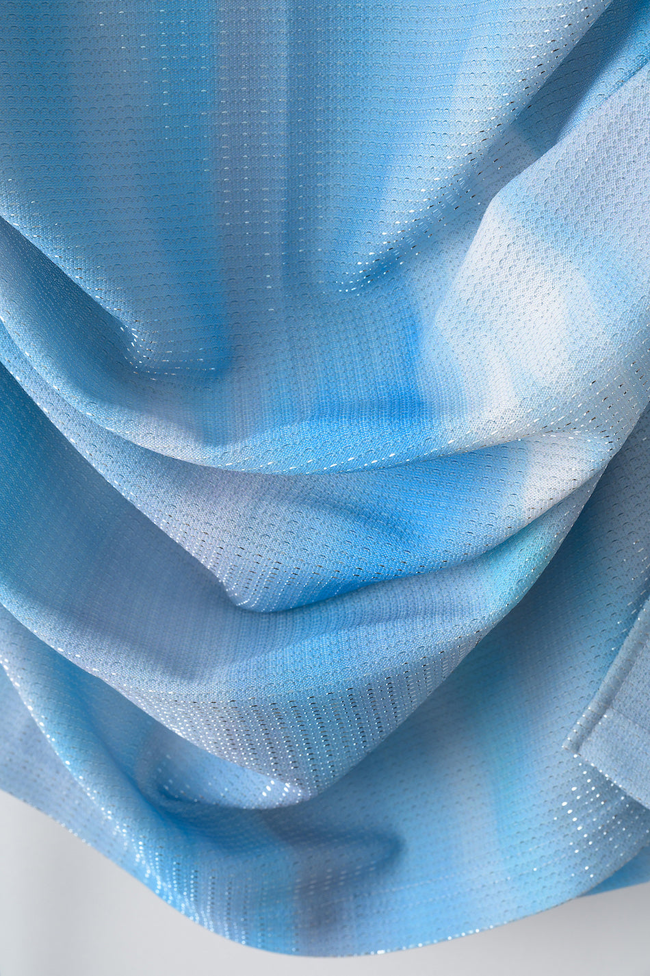 ″Effulgence″ tops (Sky blue)