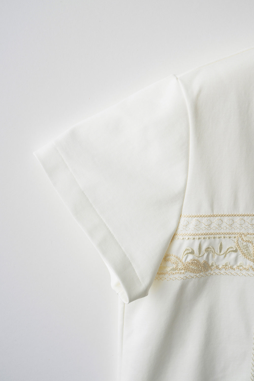 Framed embroidered jersey tops (White)