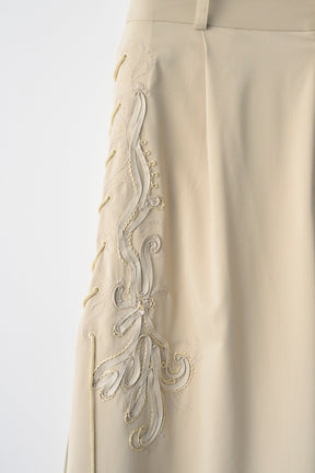 Glimmer embroidered slacks (Beige)
