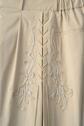 Glimmer embroidered slacks (Beige)