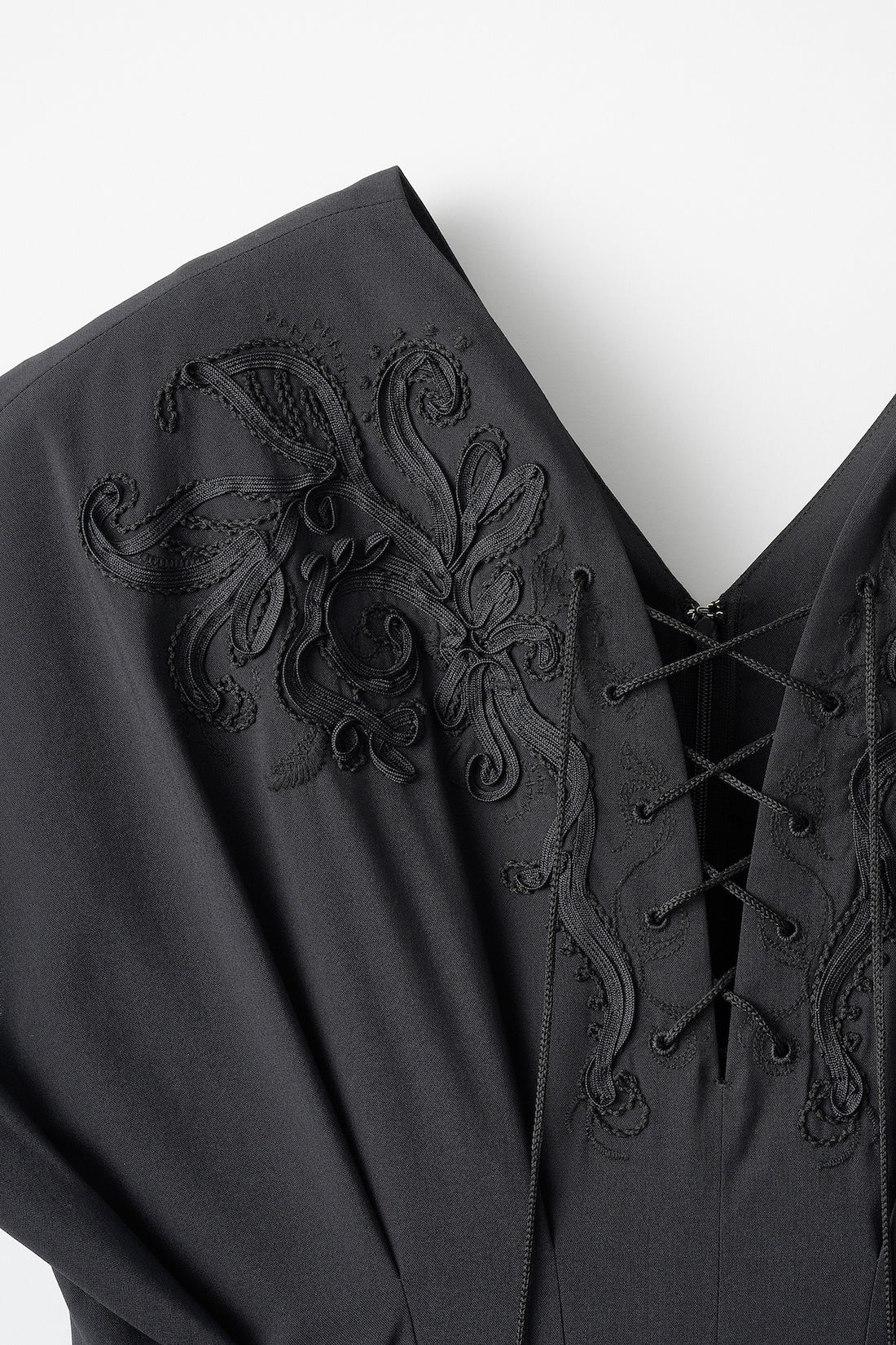 Glimmer embroidered jumpsuit (Black)