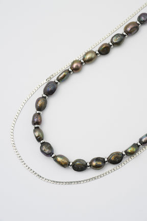 Faint pearl necklace (Silver)