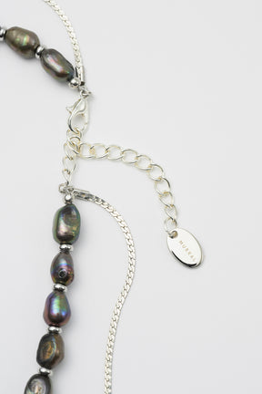 Faint pearl necklace (Silver)