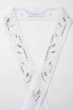 Gleaming embroidered ribbon (White)