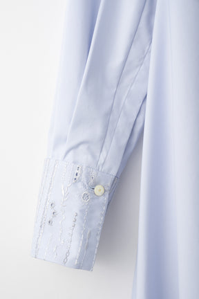 Swaying stripe embroidered blouse (Blue)