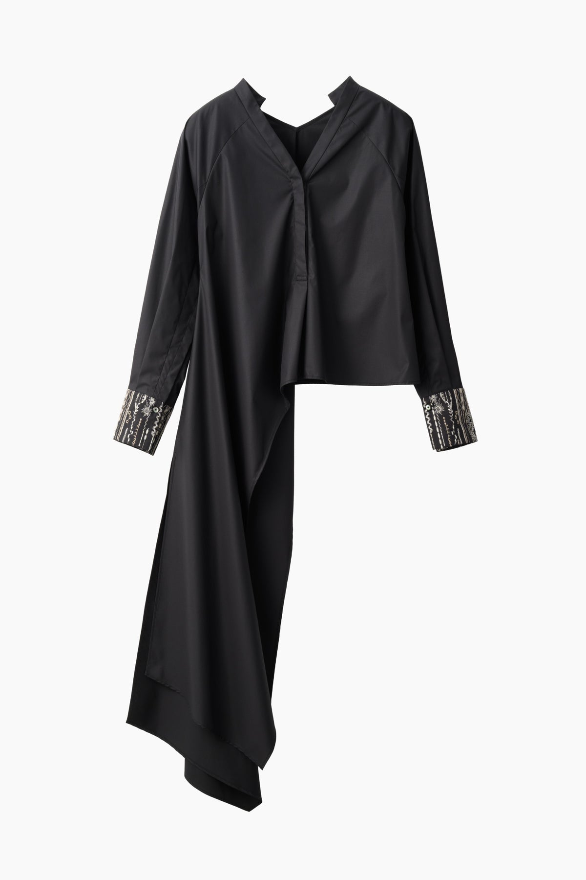 Swaying stripe embroidered blouse (Black)