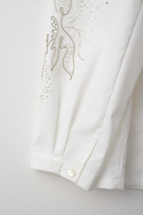 Droplet flower embroidered shirt (White)