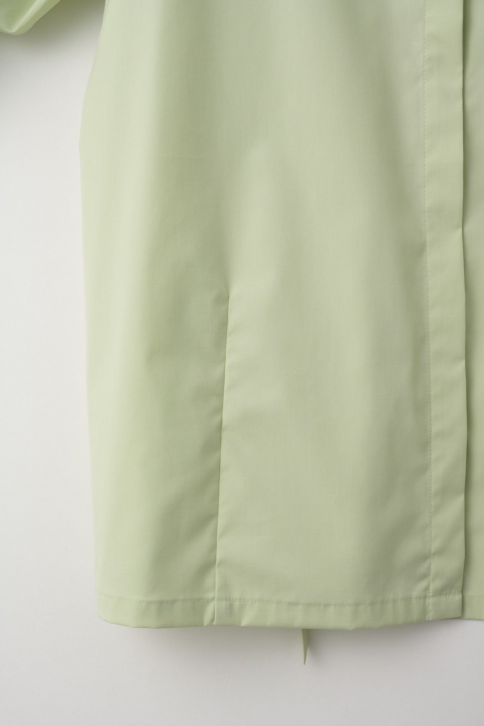Droplet flower embroidered shirt (Light green)