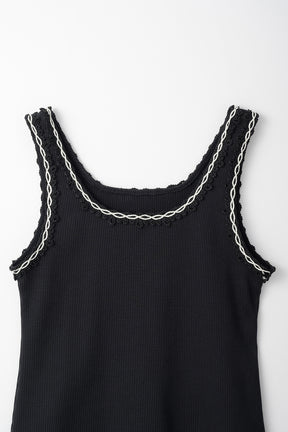 Scallop embroidered tank (Black)