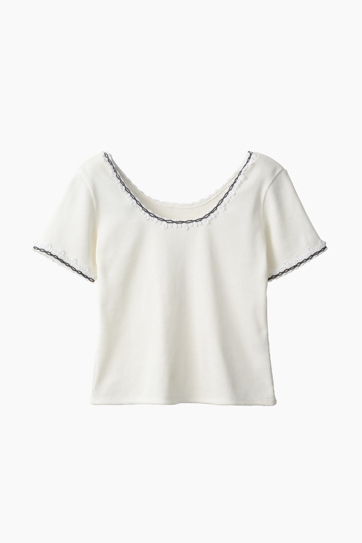 Scallop embroidered tops (White)