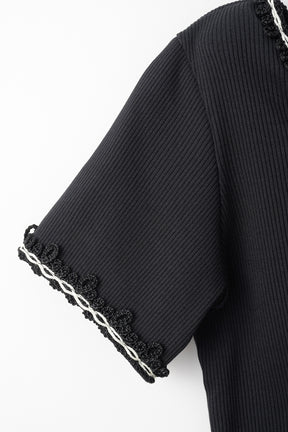 Scallop embroidered tops (Black)