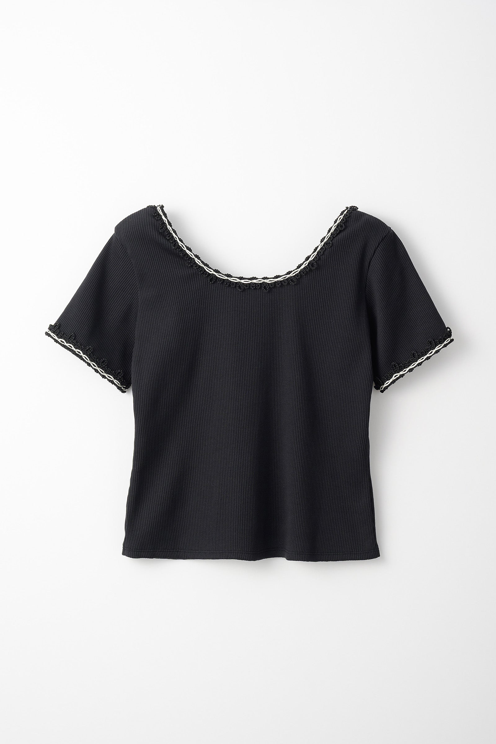 Scallop embroidered tops (Black)