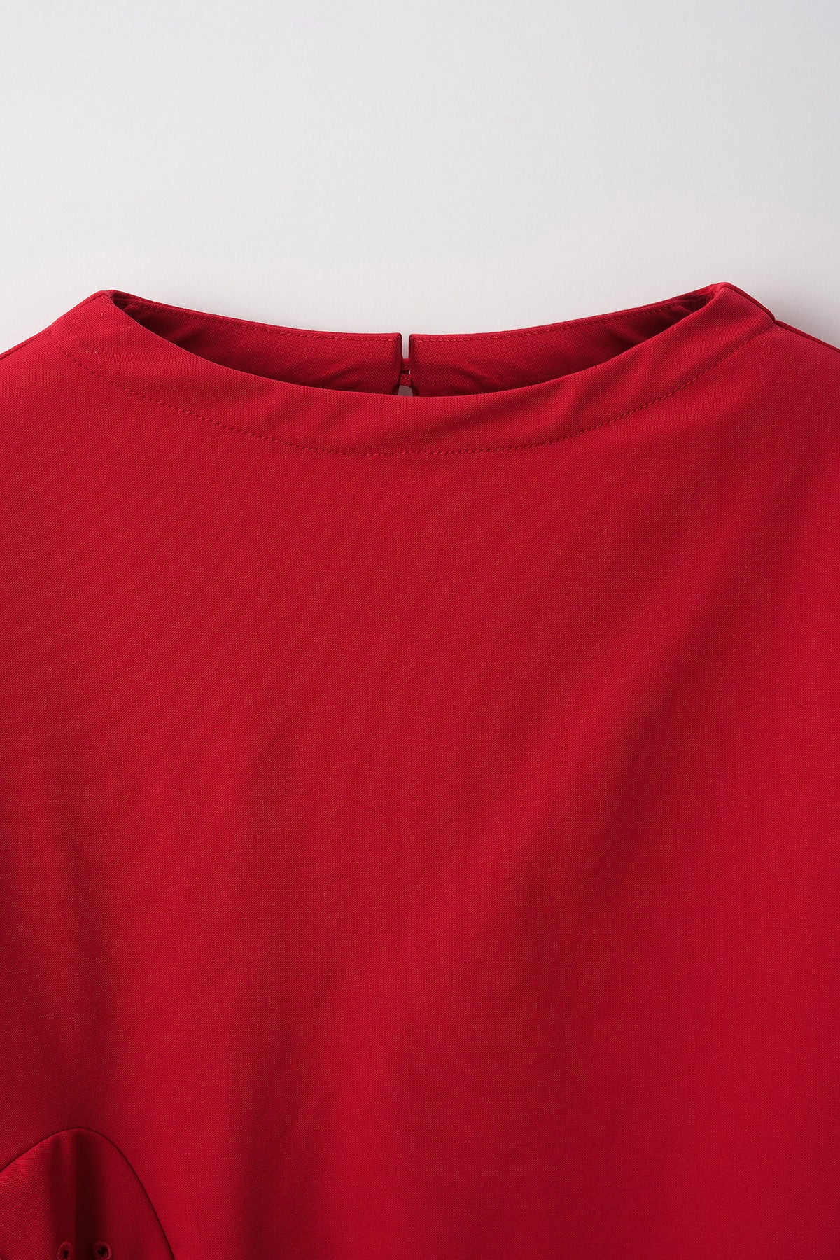 Brooch gather asymmetric tops (Red)