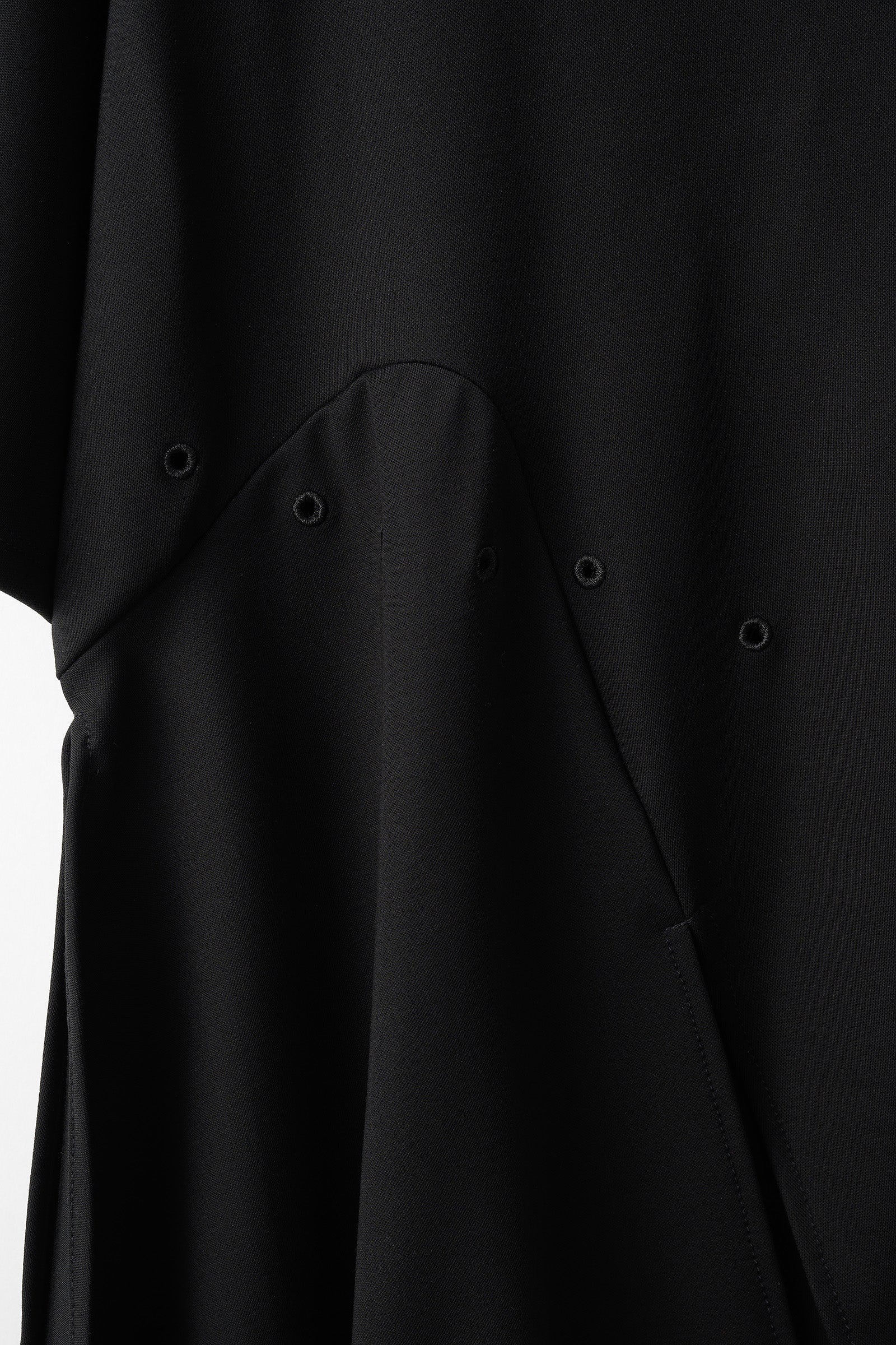 Brooch gather asymmetric tops (Black)