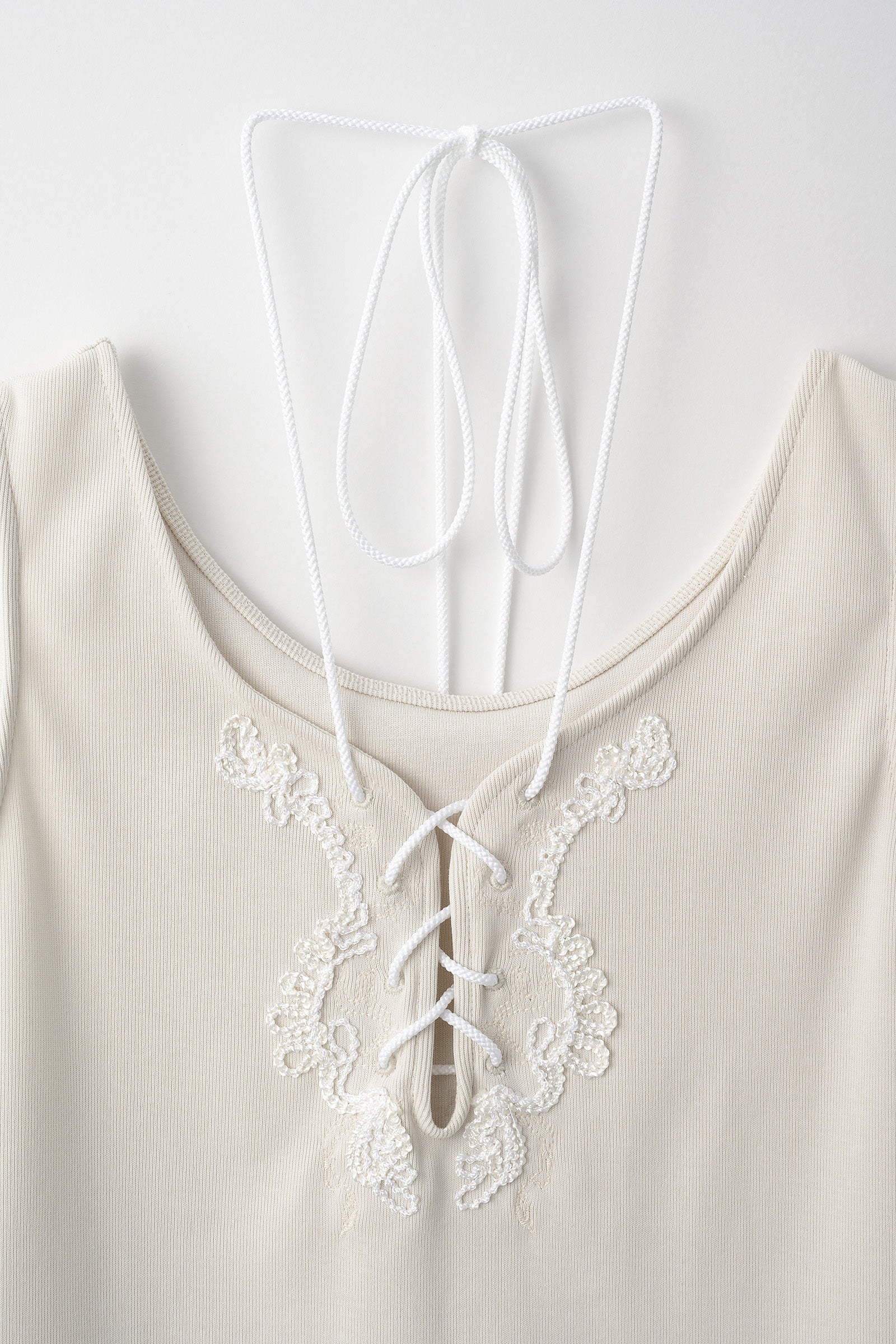 Lace up embroidered tank (Ivory)