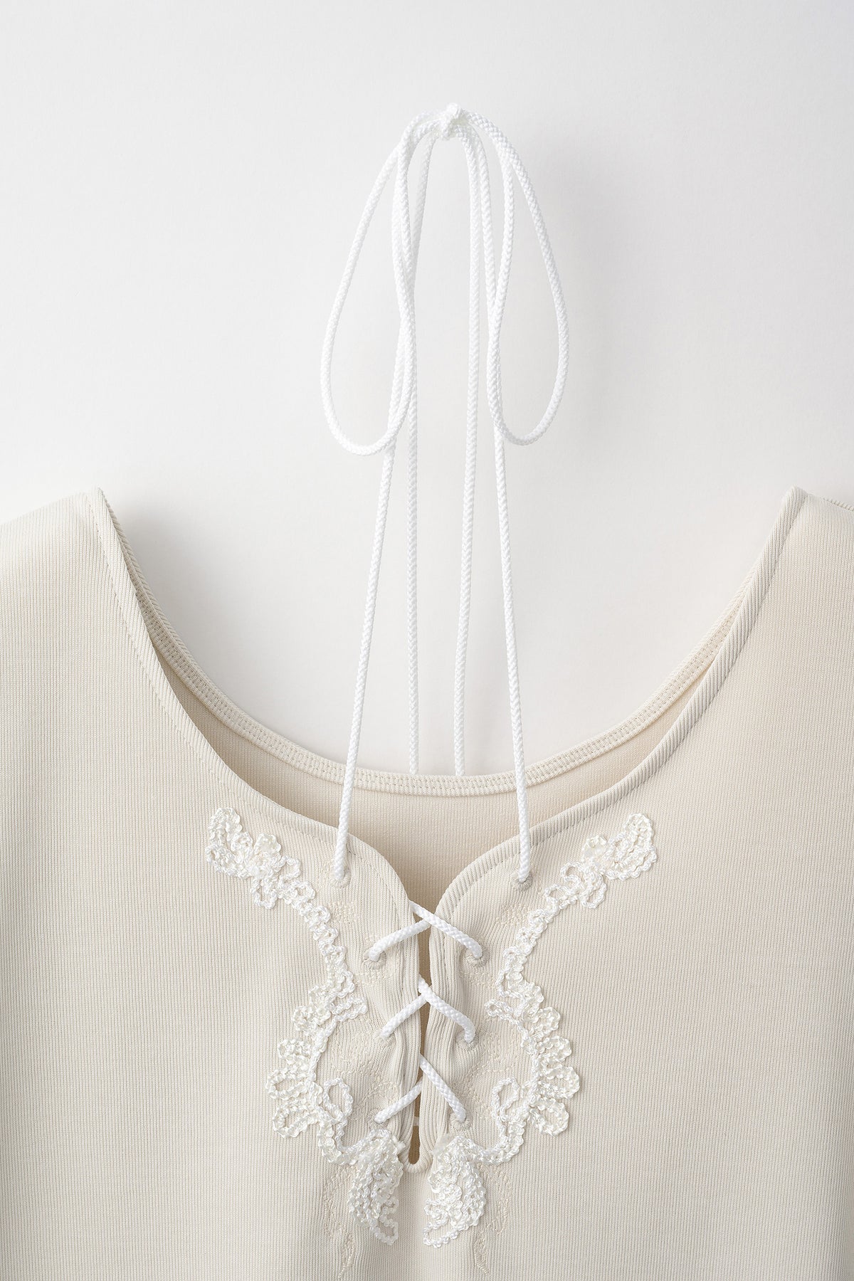 Lace up embroidered tops (Ivory)