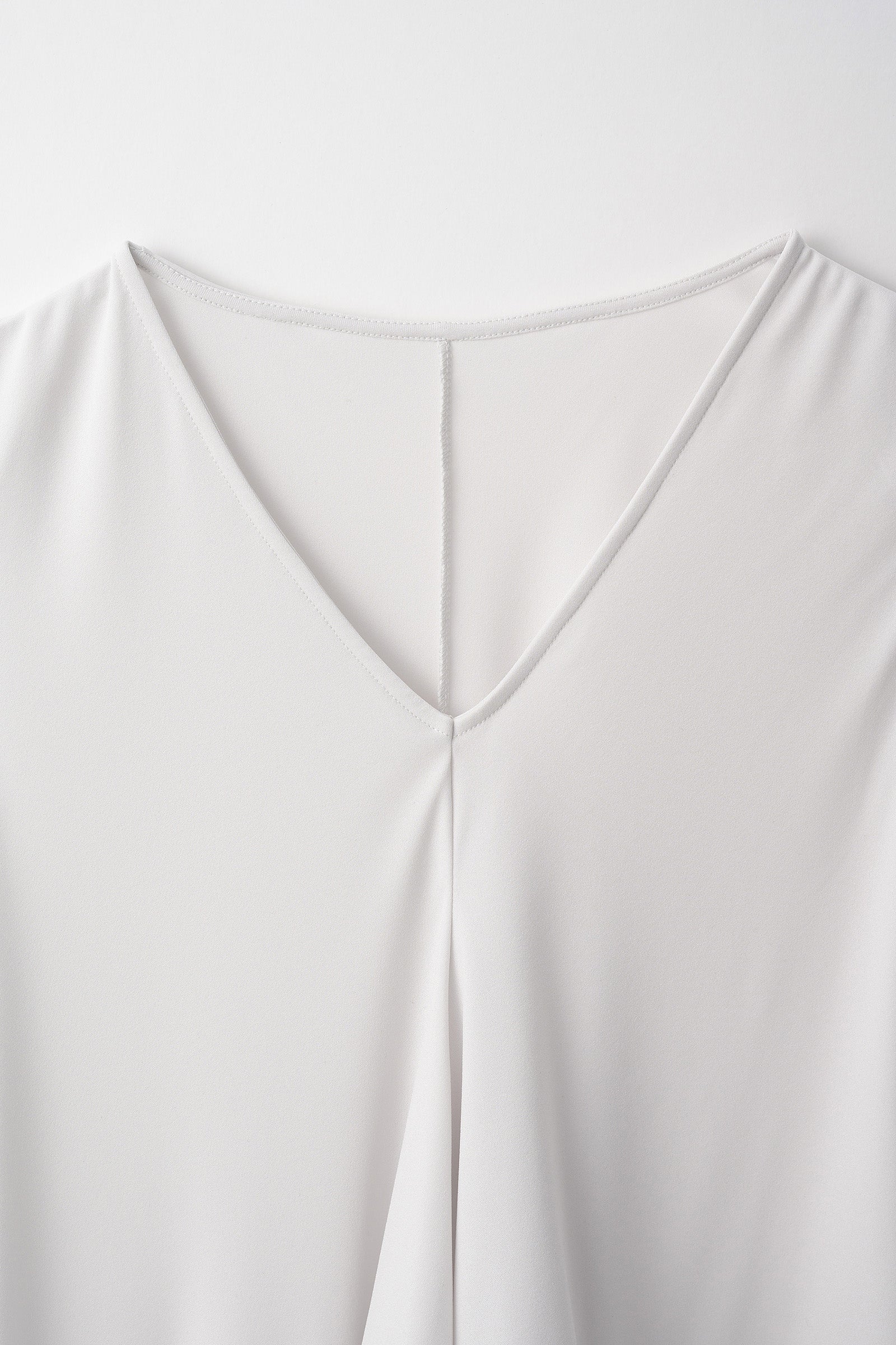 Draped asymmetric tank (Ice gray)