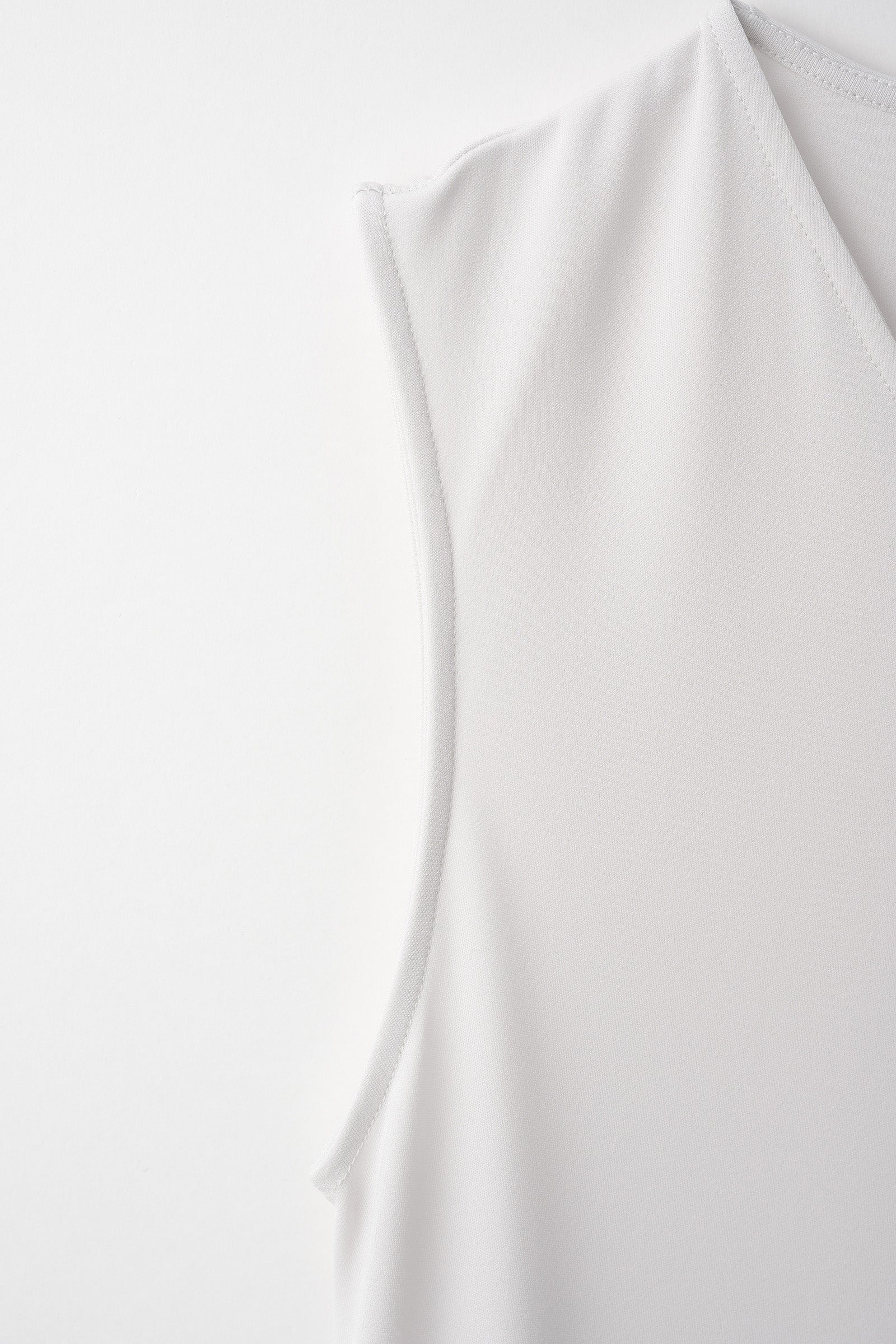 Draped asymmetric tank (Ice gray)