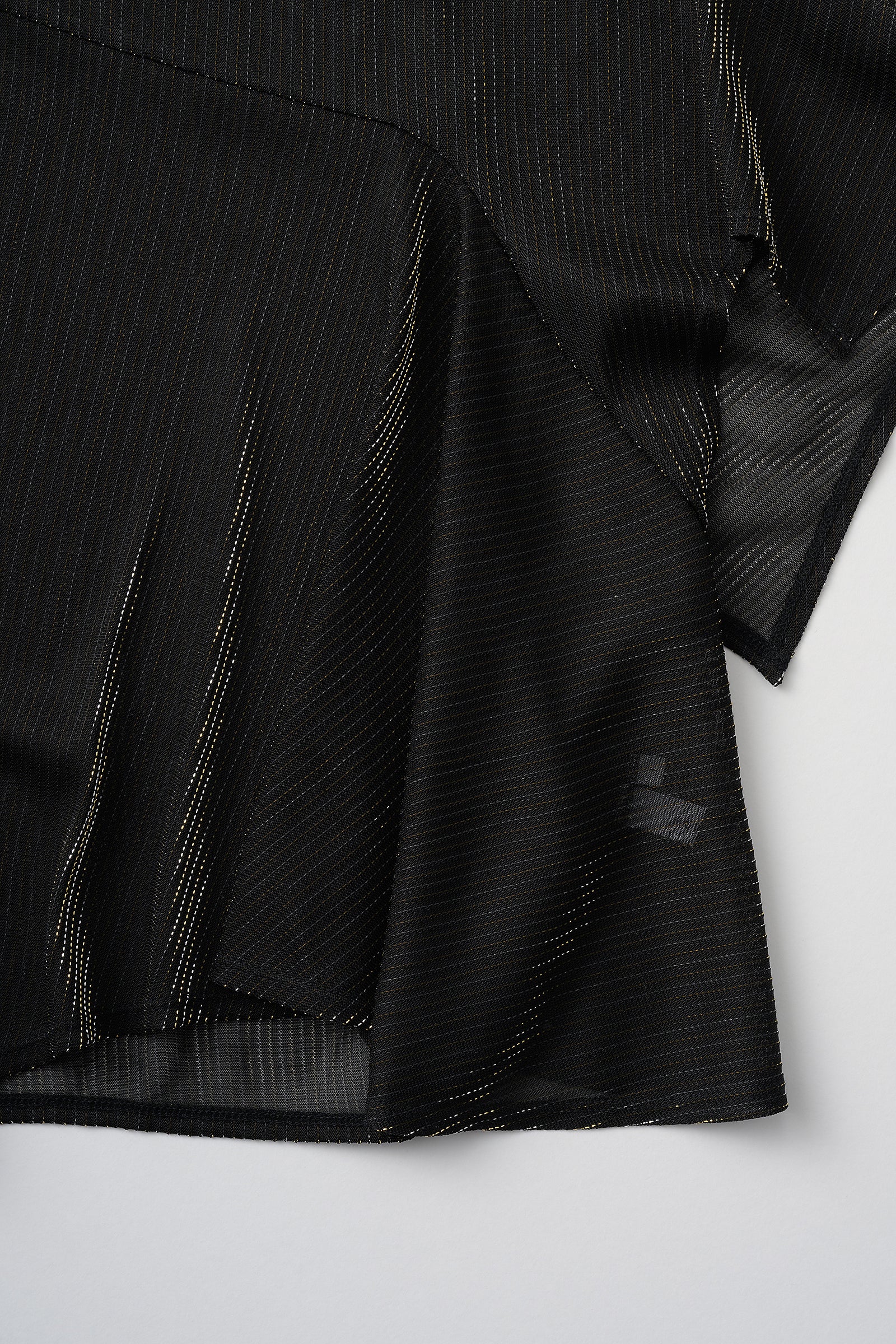 Fluid glimmer asymmetric tops (Black)