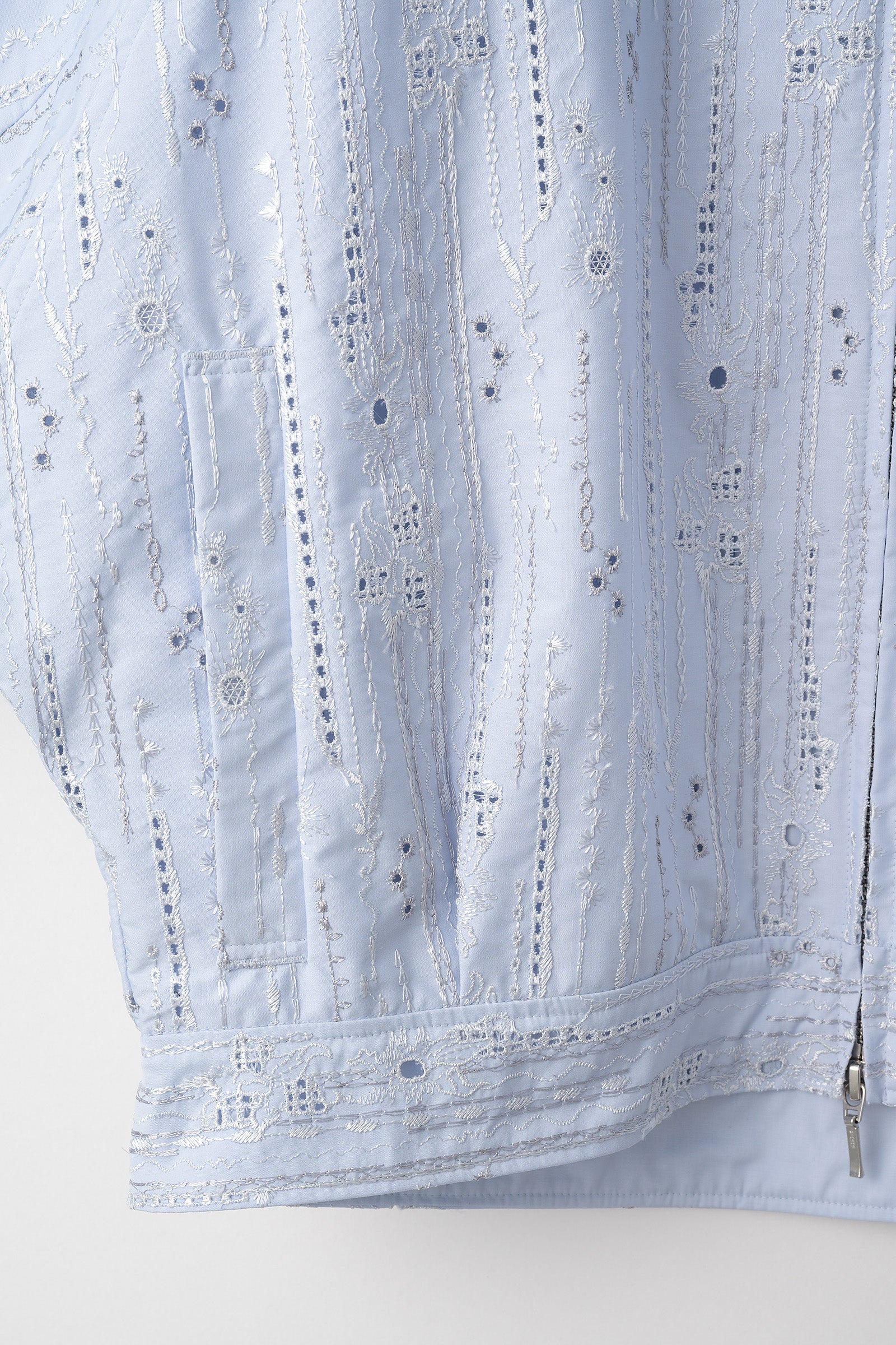 Swaying stripe embroidered blouson (Blue)