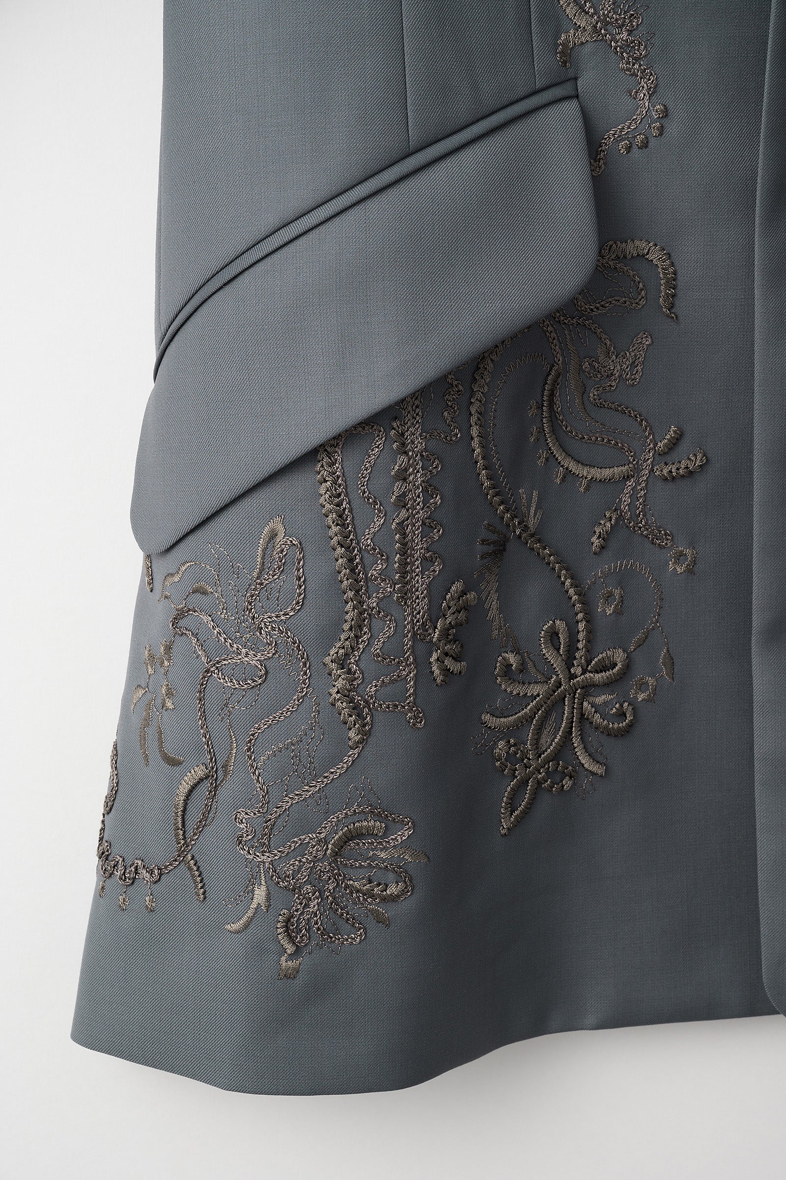 Surfacing embroidered jacket (Gray)