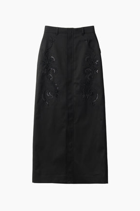 Relief embroidered chino skirt (Black)