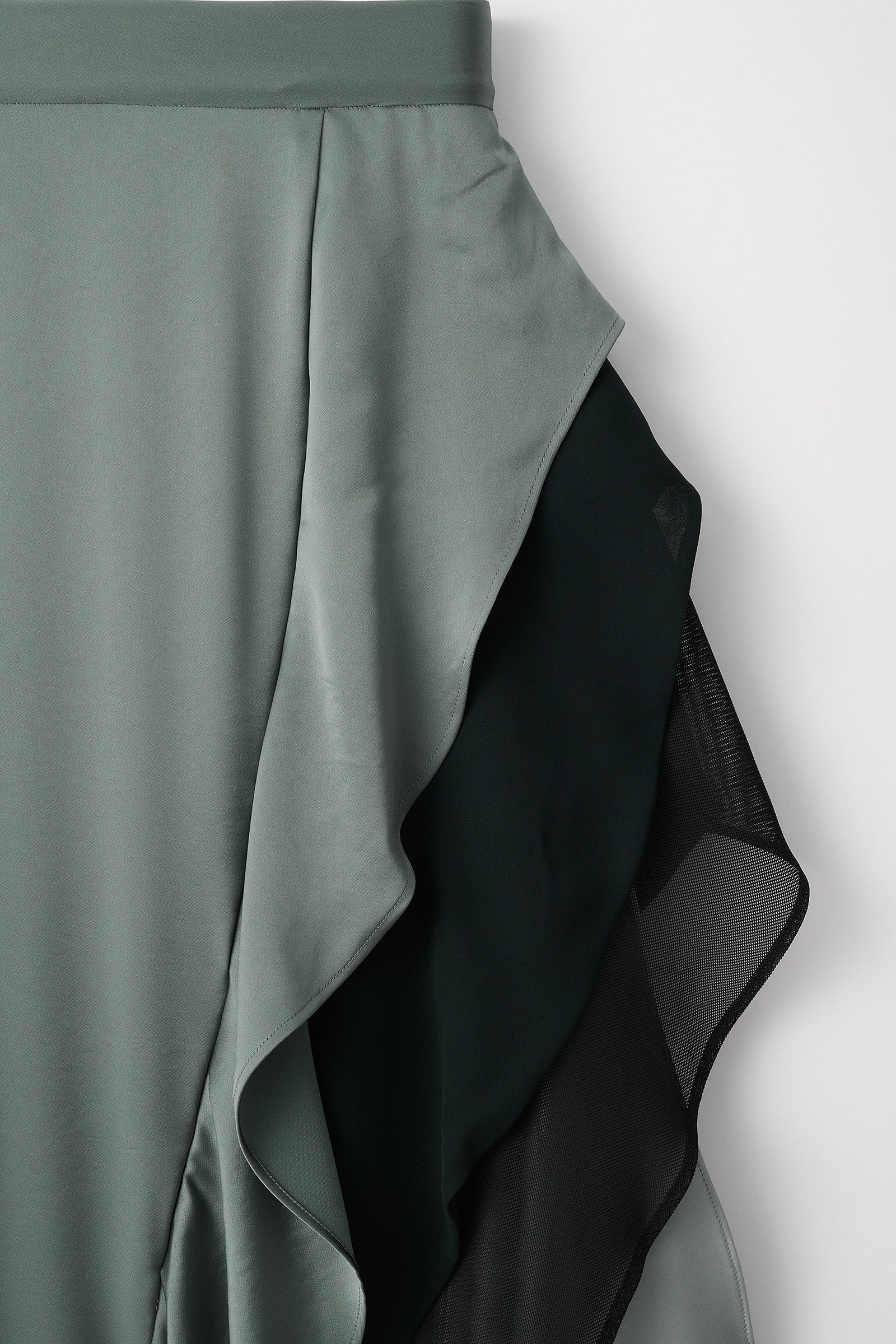 Cascade satin skirt (Slate green)