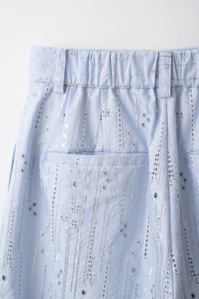 Swaying stripe embroidered shorts (Blue)