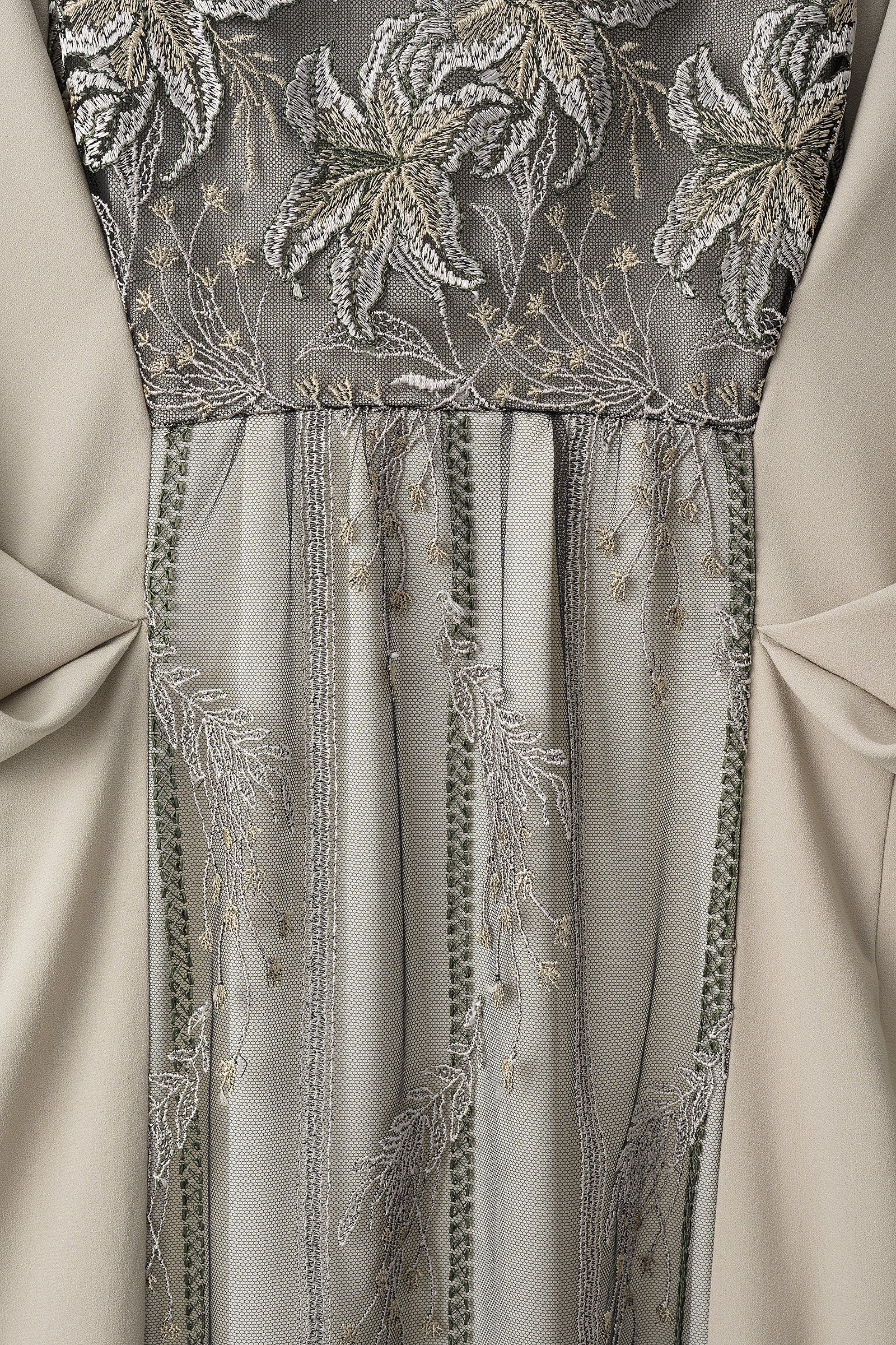 Classic lace dress (Ecru)