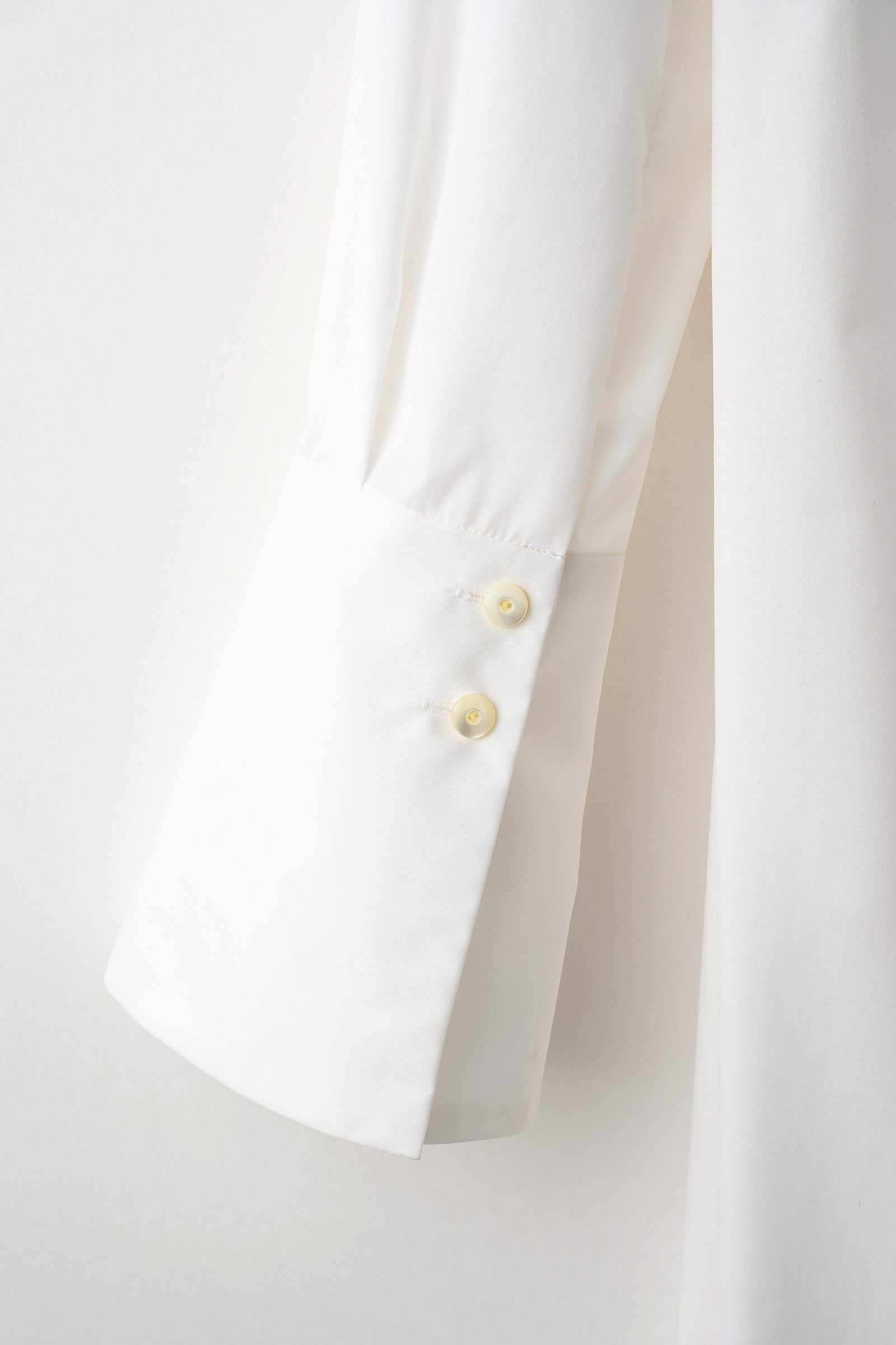 Droplet flower embroidered shirt dress (White)