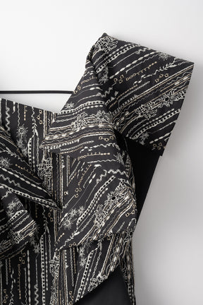 Swaying stripe embroidered dress (Black)