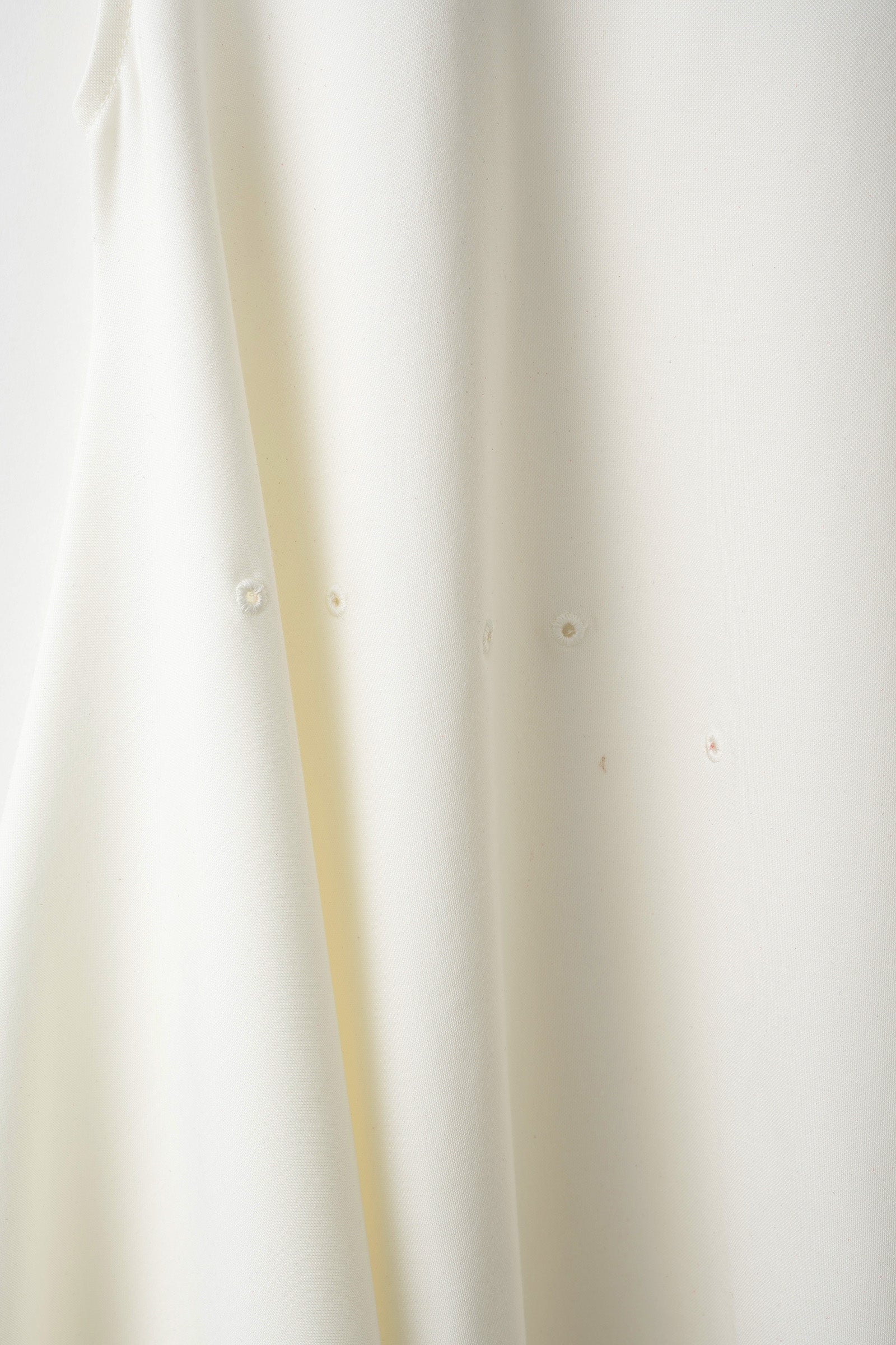 Brooch gather asymmetric dress (White)
