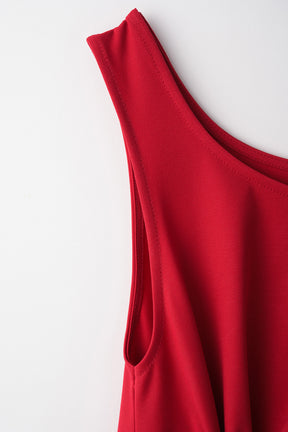 Brooch gather asymmetric dress (Red)