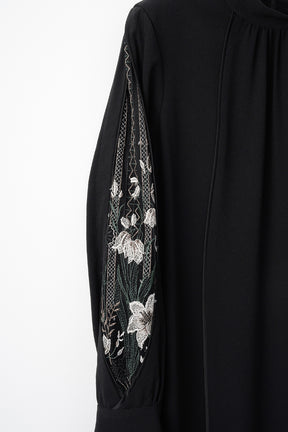 Petal sleeve lace dress (Black)