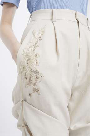 Veil embroidered layered slacks (Ecru)