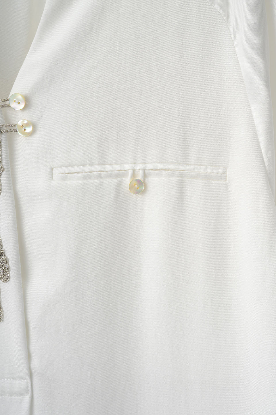 Veil embroidered dress (White)