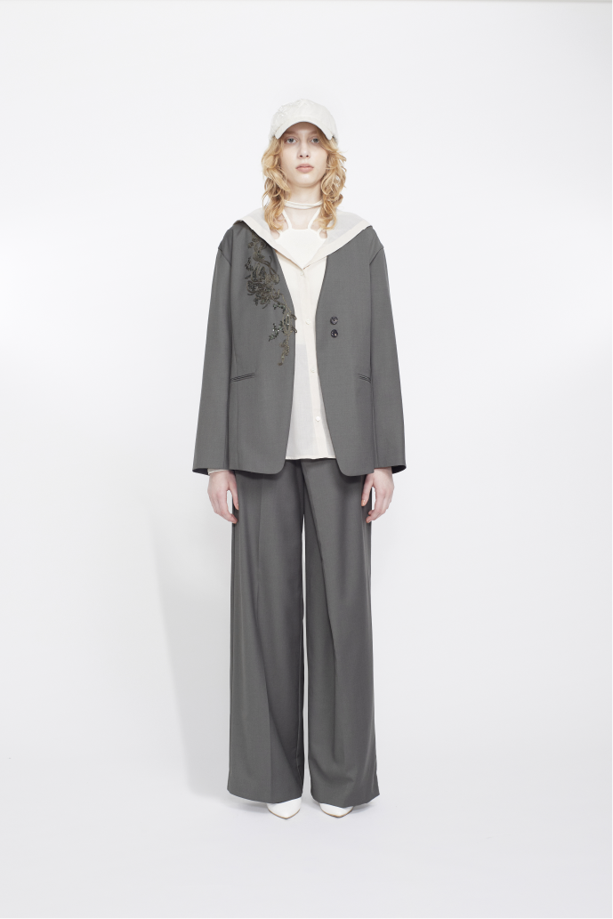 Veil embroidered jacket (Khaki)