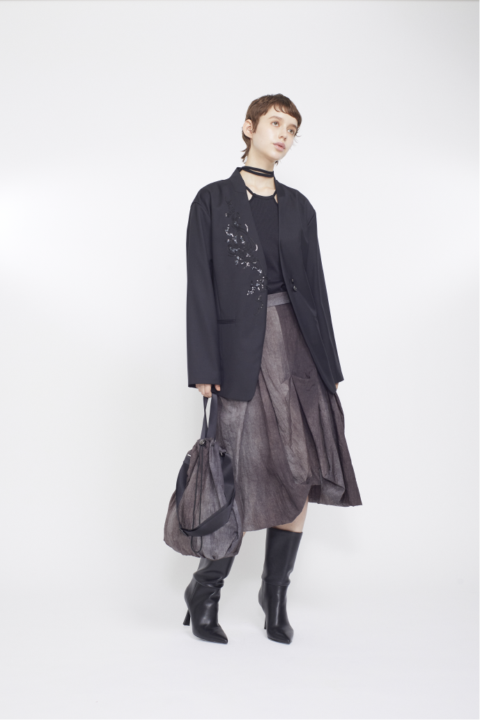 Veil embroidered jacket (Black)