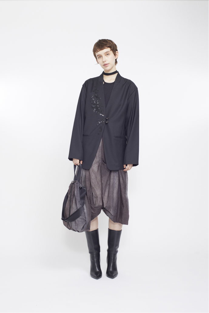 Veil embroidered jacket (Black)