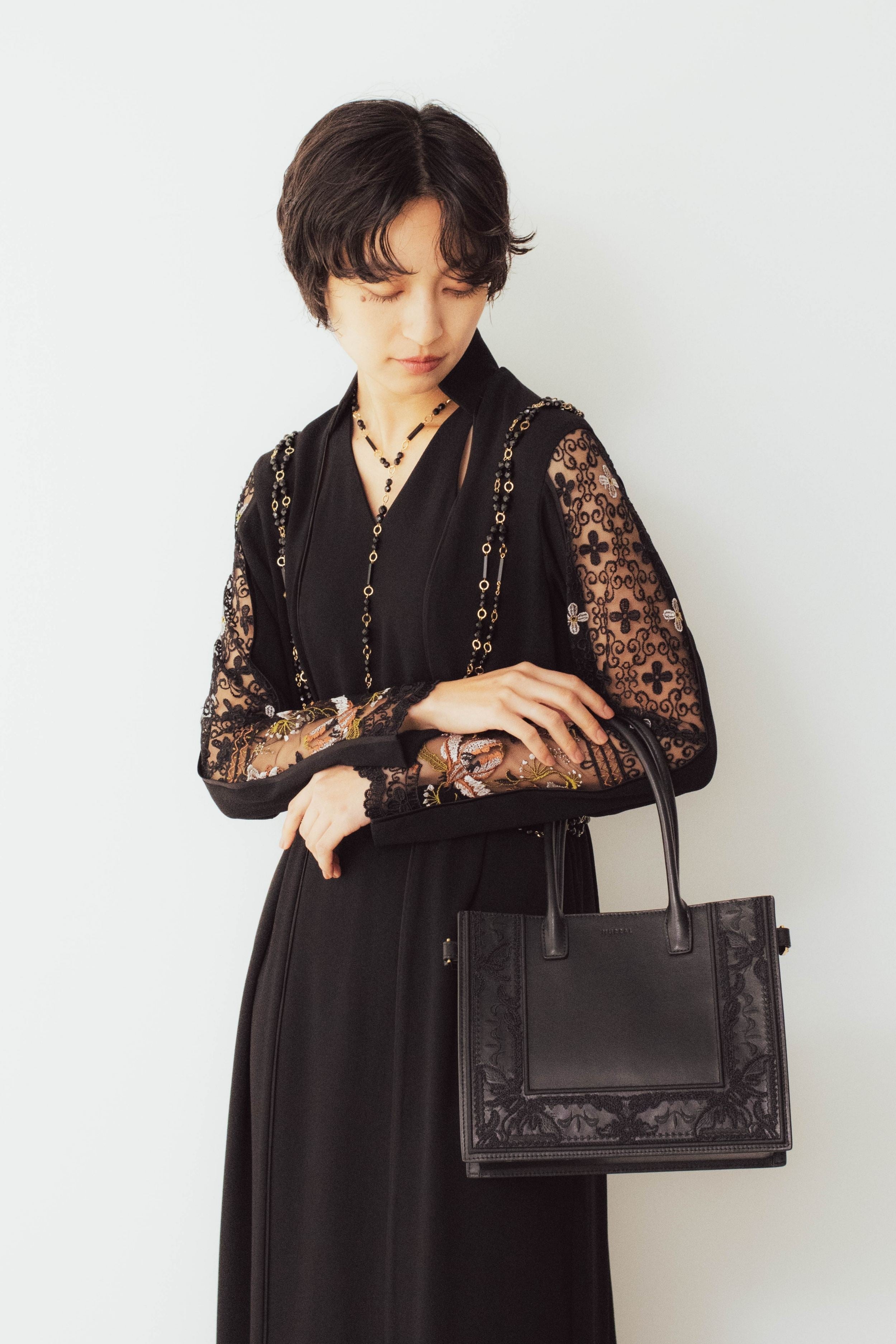 Petal collar lace dress