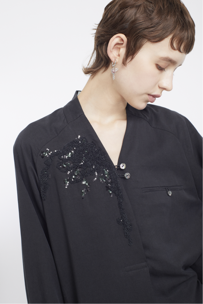 Veil embroidered dress (Black)