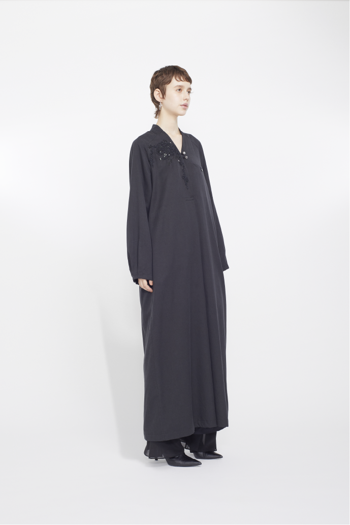 Veil embroidered dress (Black)