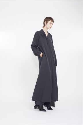 Veil embroidered dress (Black)