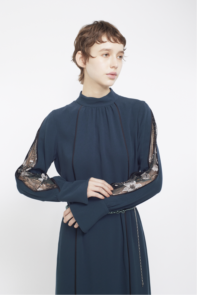 Petal sleeve lace dress (Green)